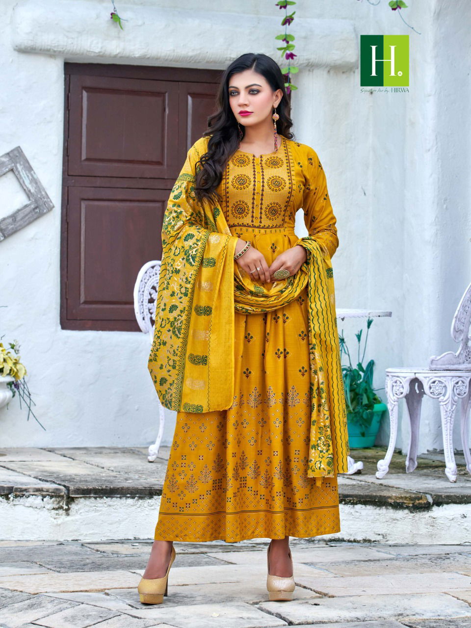 Hirwa Sanskriti Ethnic Wear Wholesale Kurti With Dupatta 